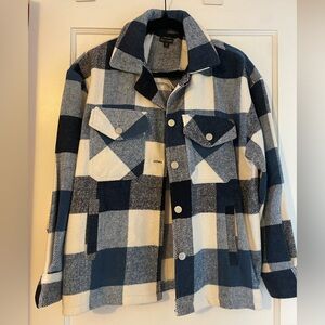 Coco and Carmen plaid blue button up shacket size s/m
